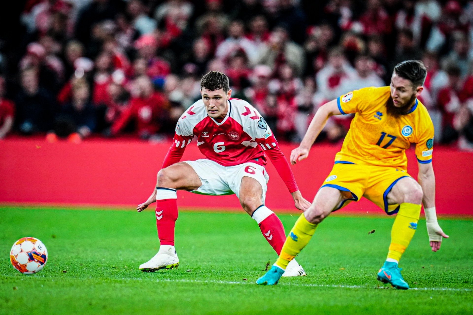 丹麦翻盘智利，特尔施特根惊艳世界