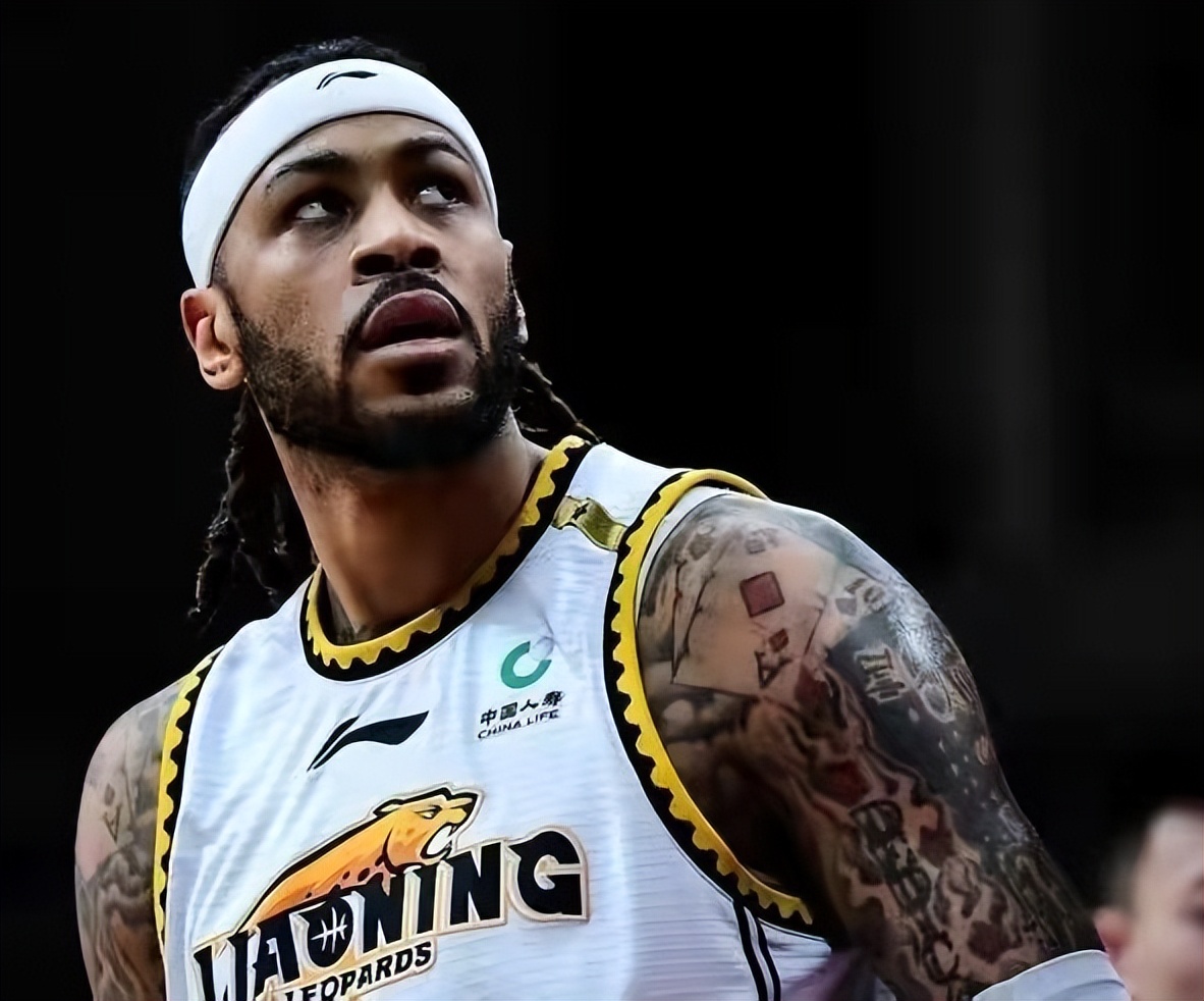 公牛队后场大放异彩,球队斗志昂扬备战的简单介绍 公牛队后场大放异彩,球队斗志昂扬备战的简单介绍