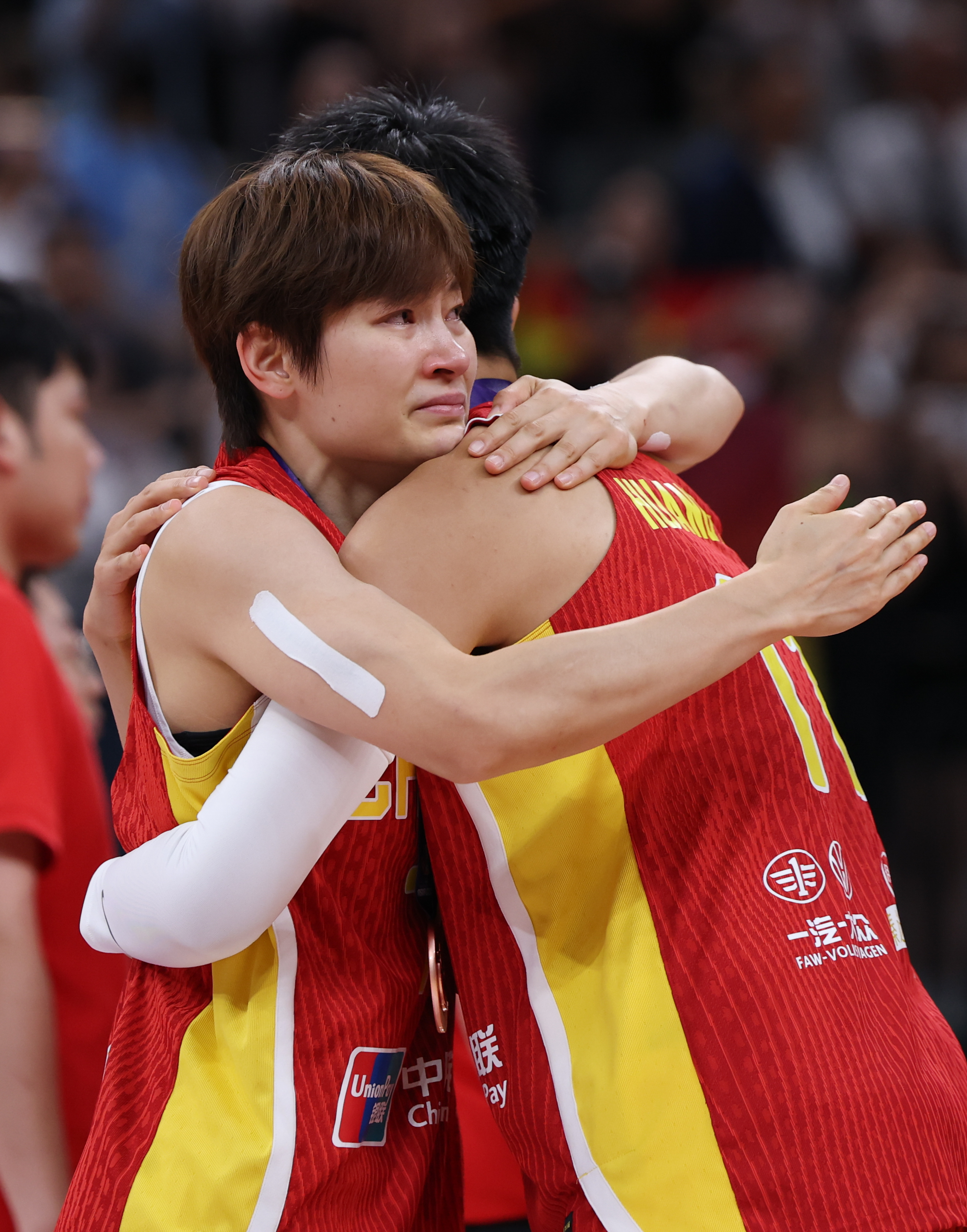 亚洲篮球选手荣获最有价值球员