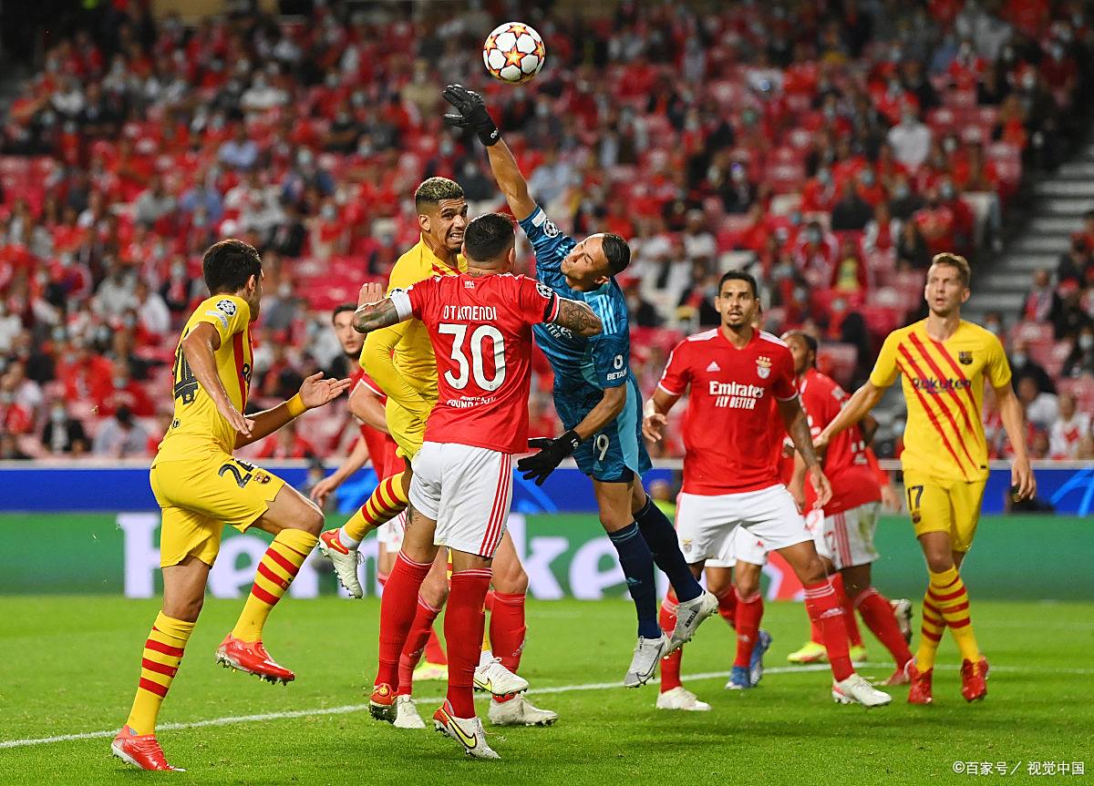 拜仁慕尼黑强势稳坐德甲榜首