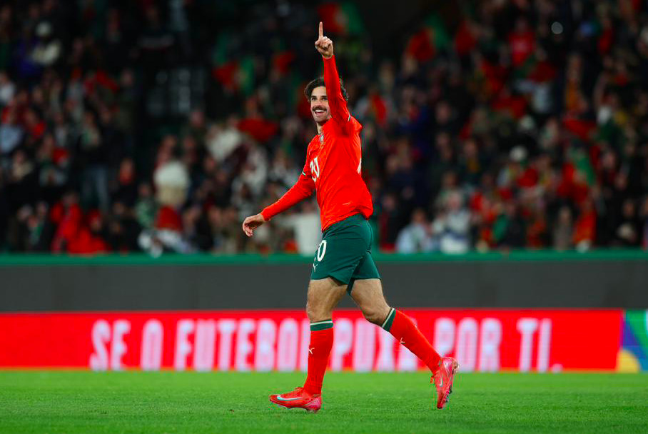 PG电子官网-包含曼城主场失利阿贾克斯，憾失欧冠半决资格的词条