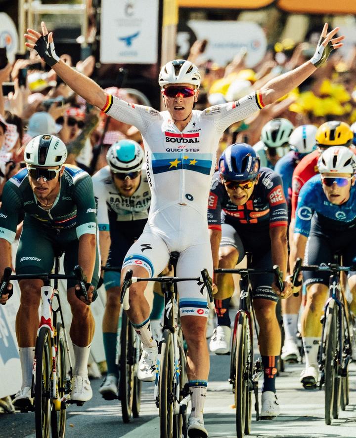 法国跑步选手接连夺得两枚奖牌