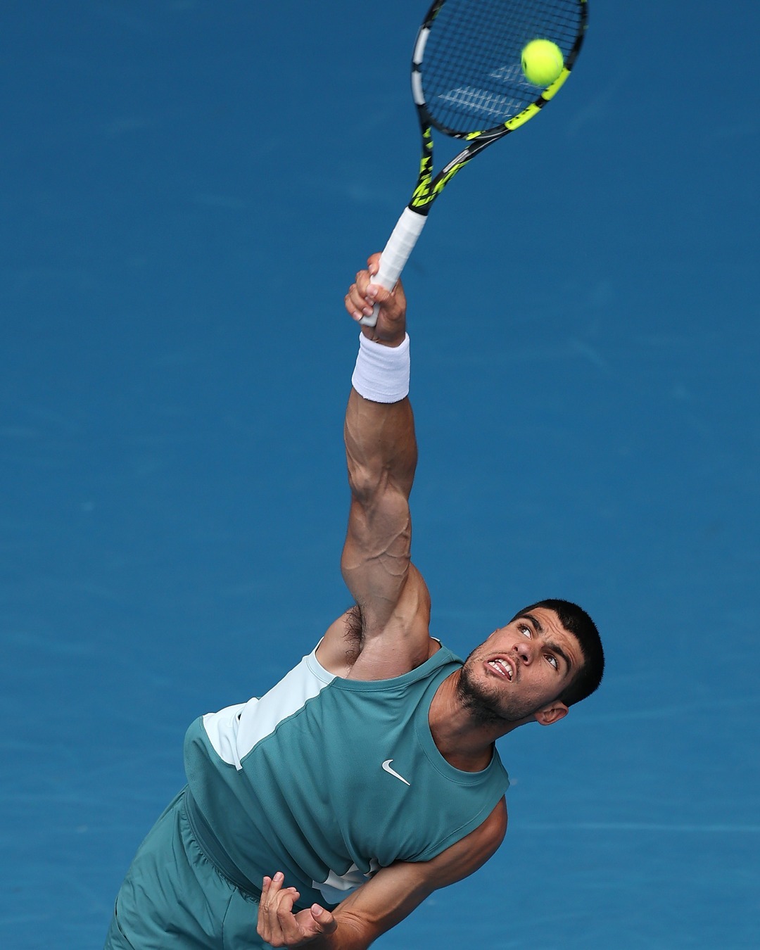 西班牙网球队横扫日本网球队，穆雷送出助攻