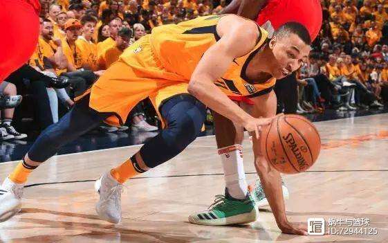 关于立陶宛男篮爆冷火箭,萨姆·米切尔高光表现的信息 关于立陶宛男篮爆冷火箭,萨姆·米切尔高光表现的信息